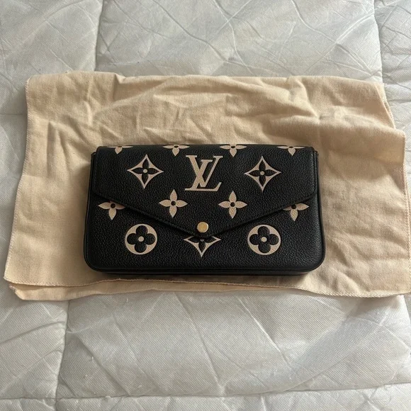 Louis Vuitton Félicie Pochette Monogram Empreinte Leather - Picture 3 of 10